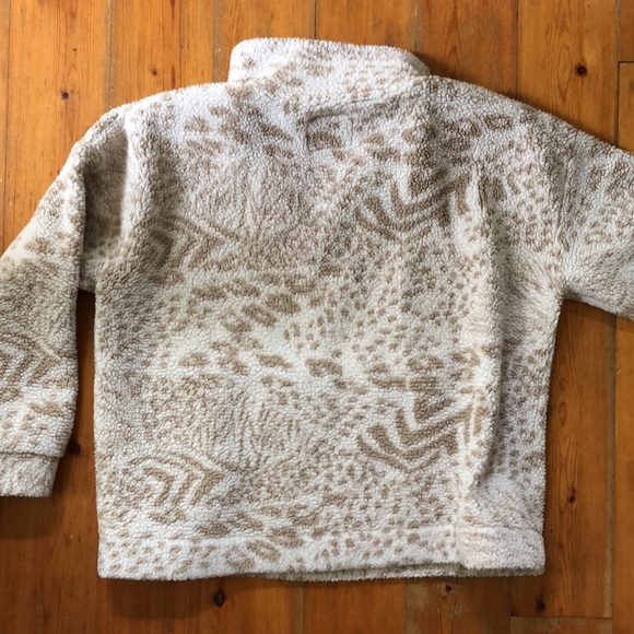 AE Tan & White Sherpa 1/4 Zip Sweater, Size S - Picture 5 of 5